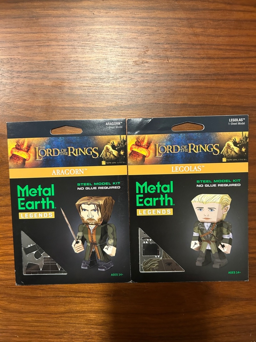 Lord of the Rings Metal Earth Aragorn and Legolas